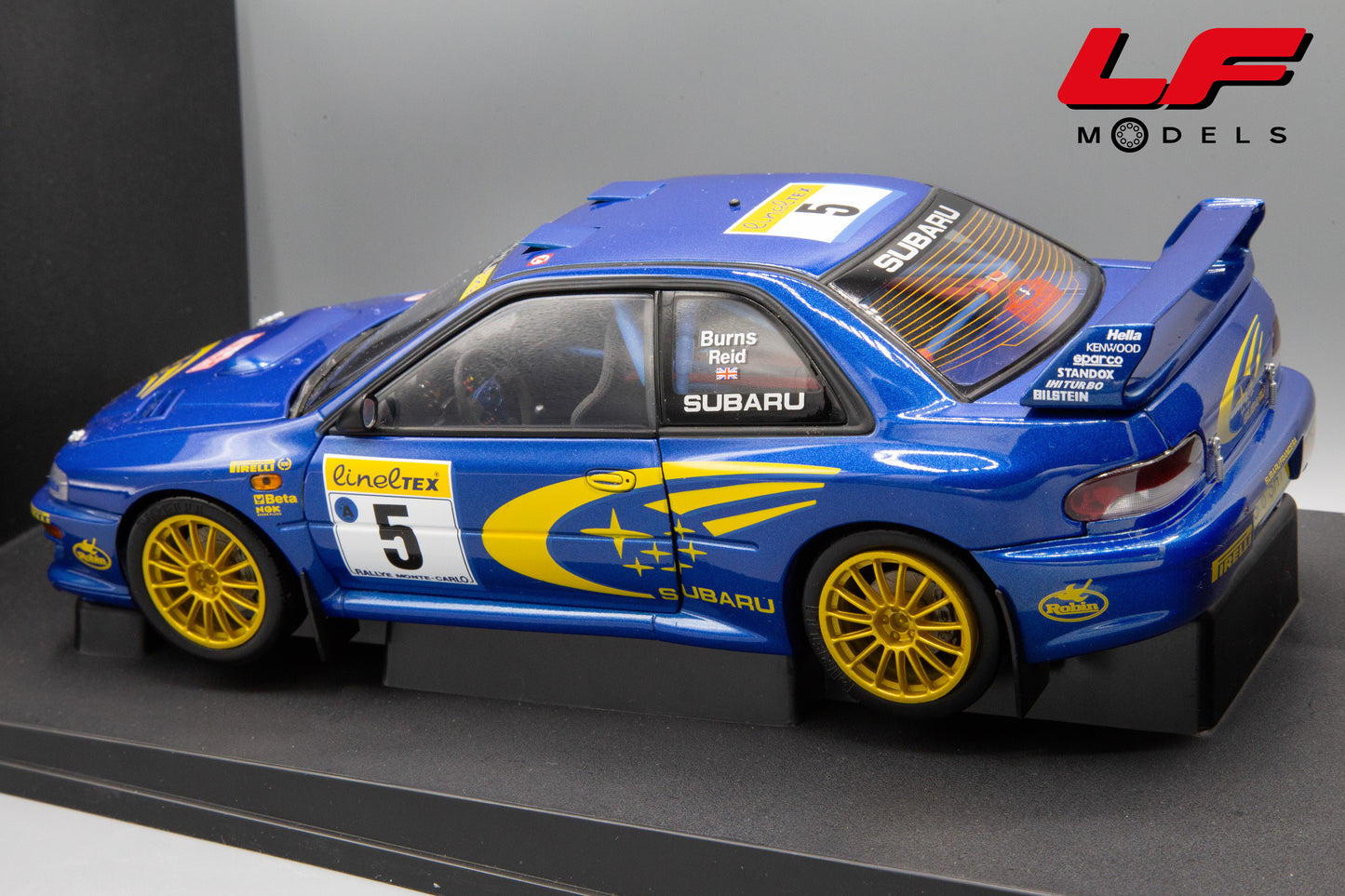 modellino subaru impreza rally autoart 1:18 posteriore