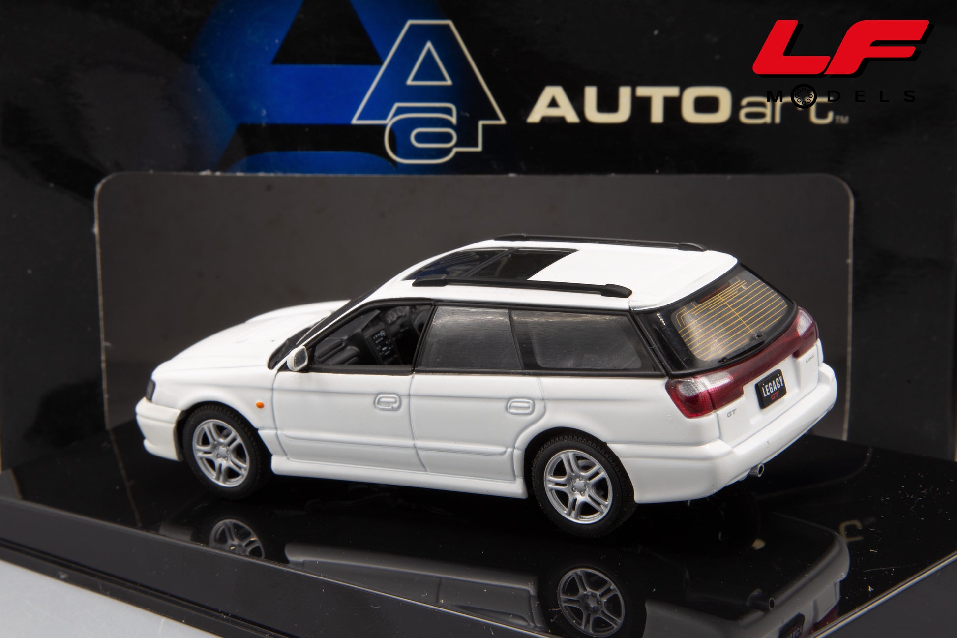 modellino subaru legacy autoart 1:43 posteriore