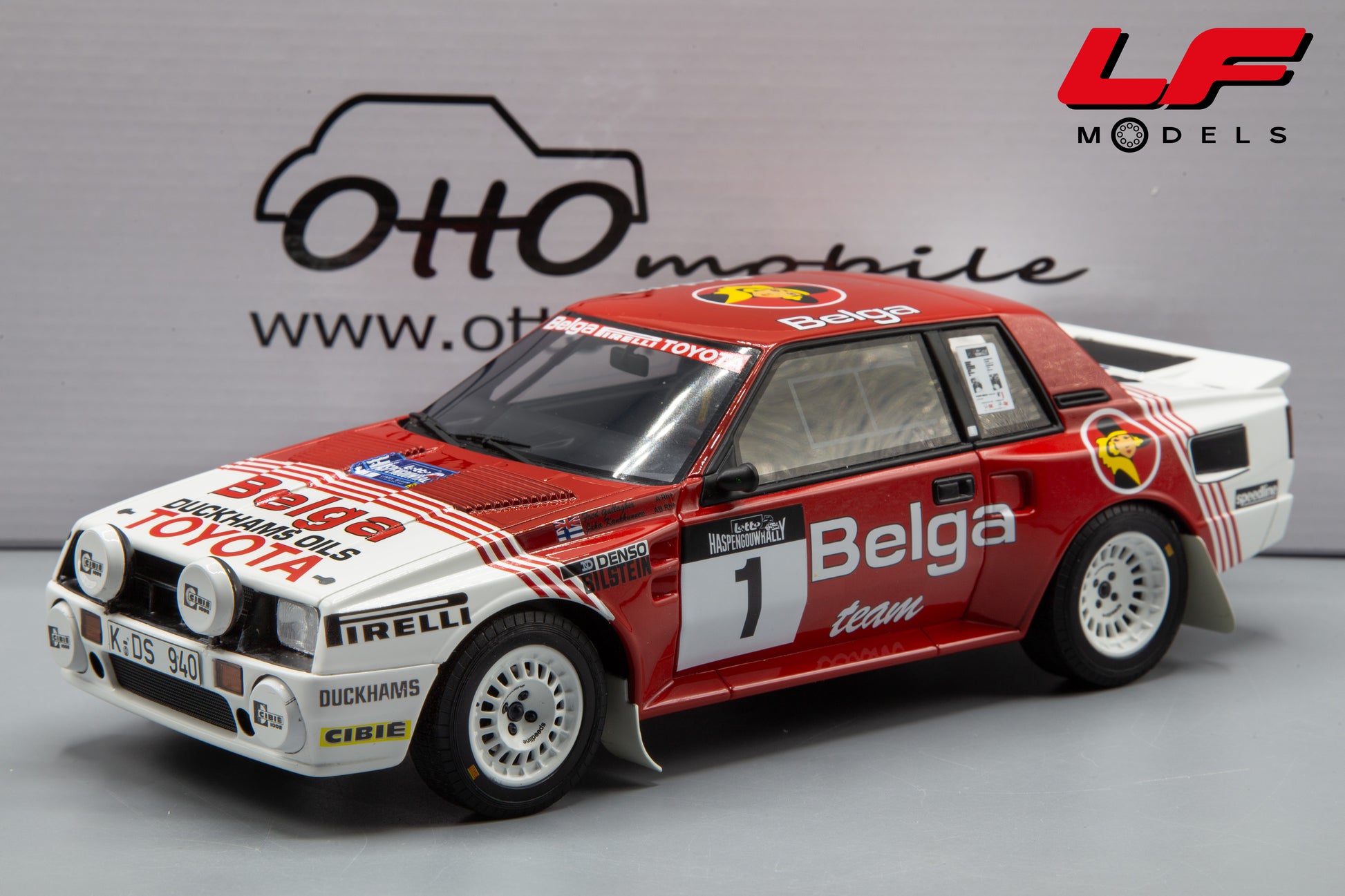 modellino toyota celica ottomobile 1:18 frontale
