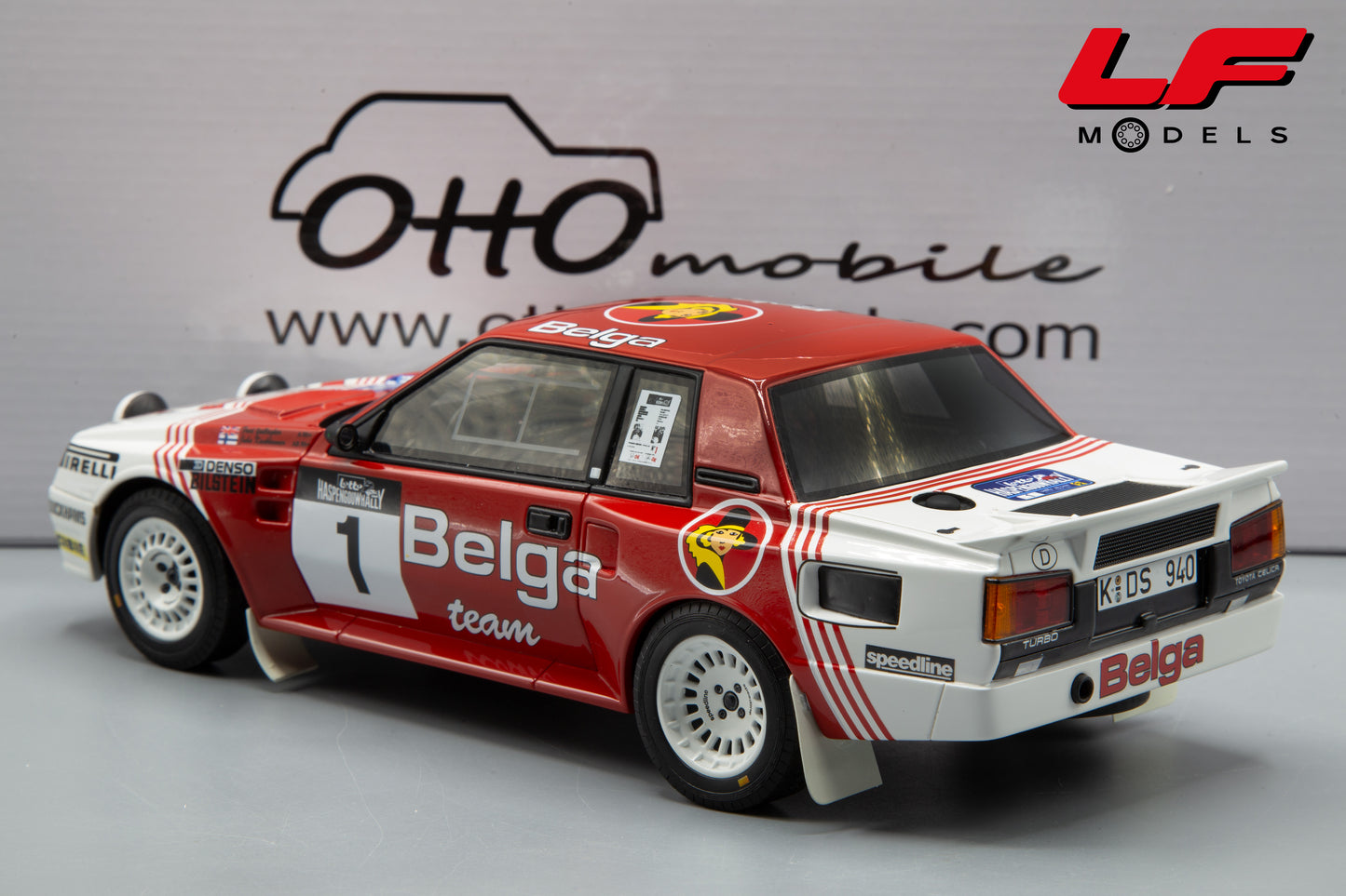 modellino toyota celica ottomobile 1:18 posteriore