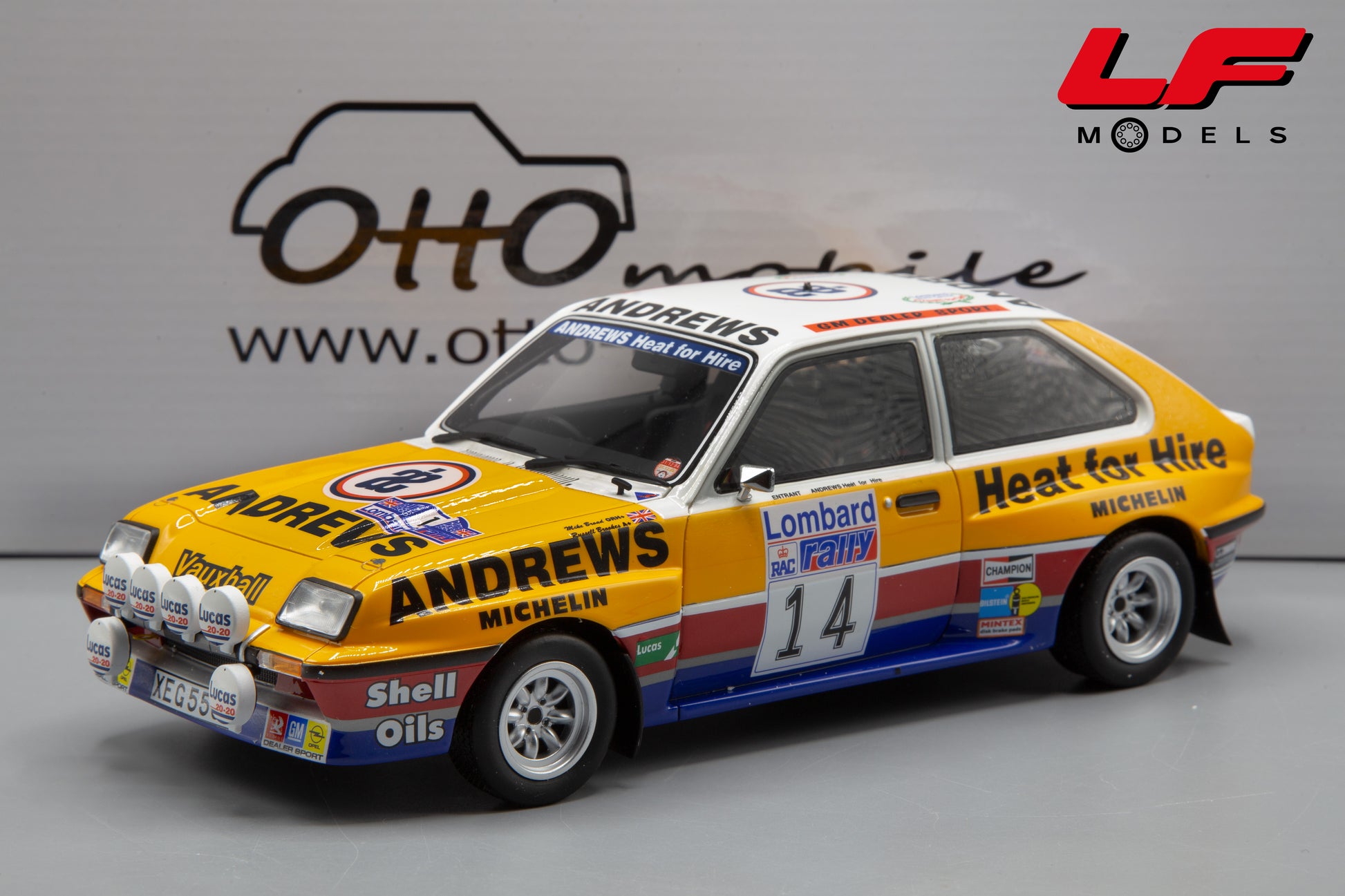modellino vauxhall chevette ottomobile 1:18 frontale