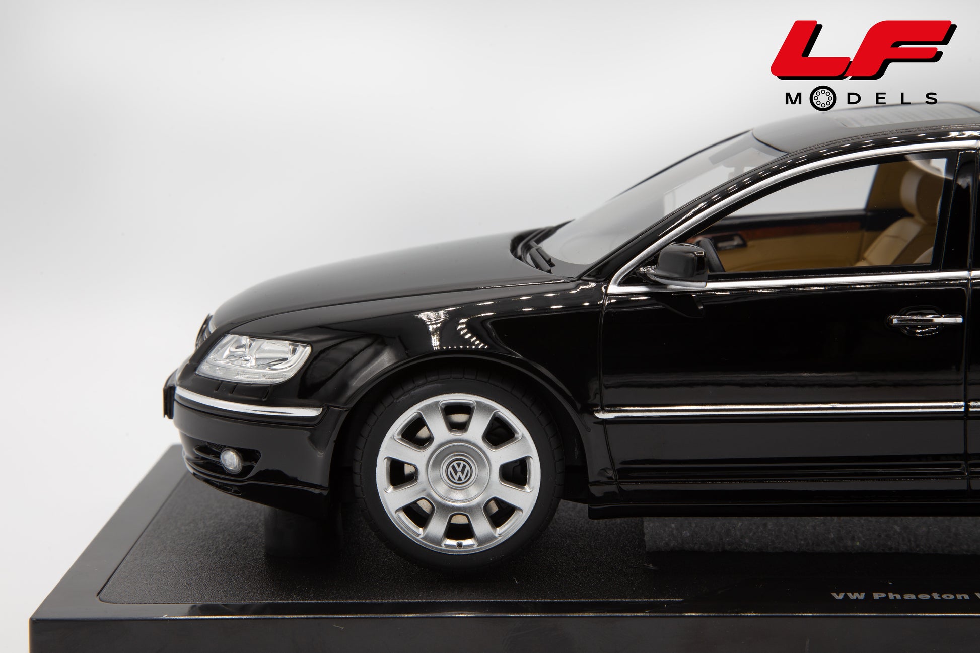 modellino volkswagen phaeton v12 ottomobile 1:18 OT1266 vista cerchi